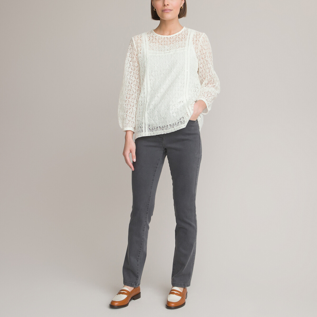 ANNE WEYBURN<br>Calça jeans reta normal