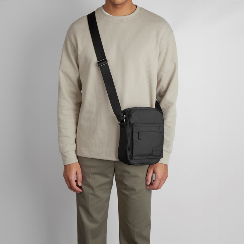 Tyler & Co<br>Crossbody Plymouth S