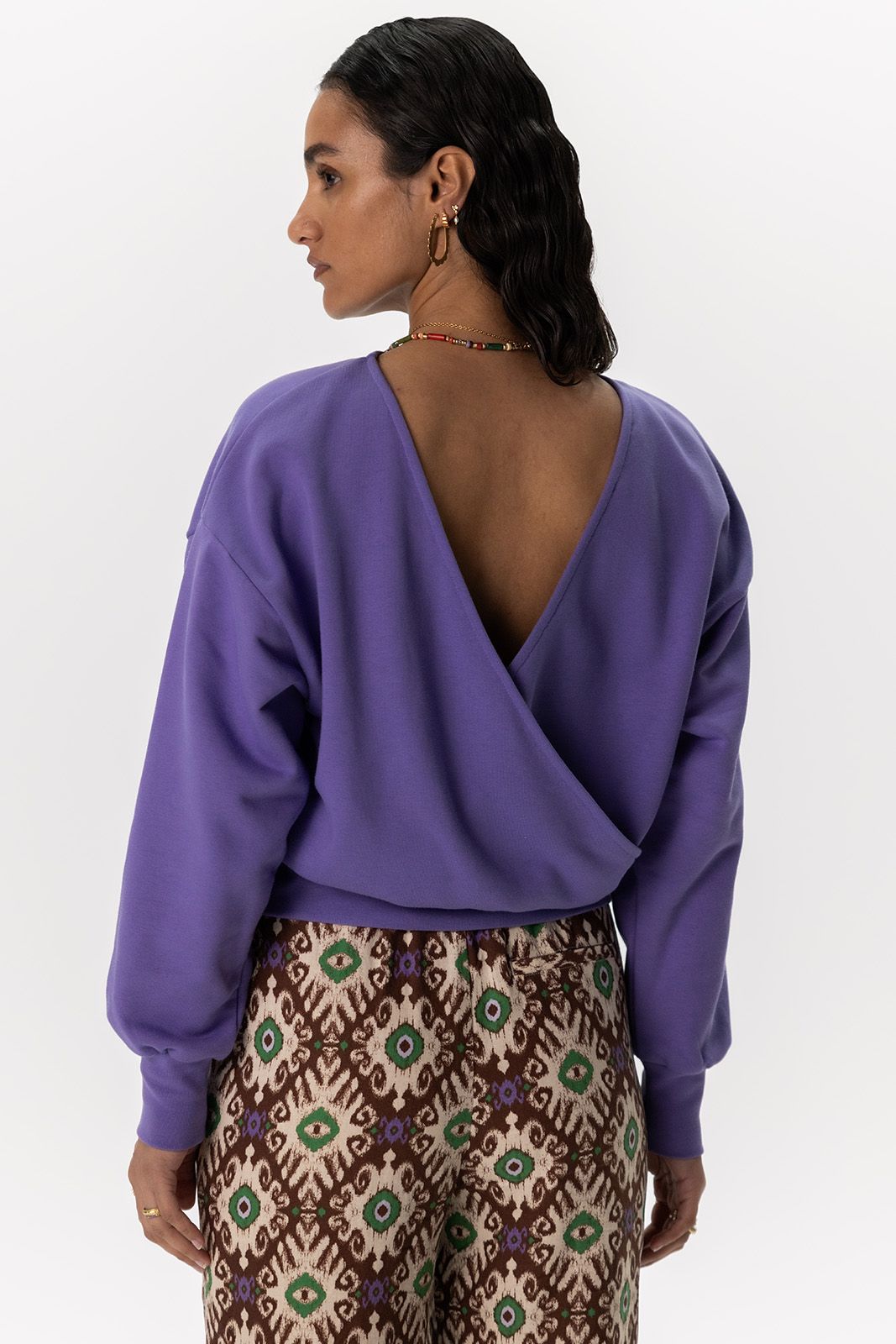 Paarse overlap sweater