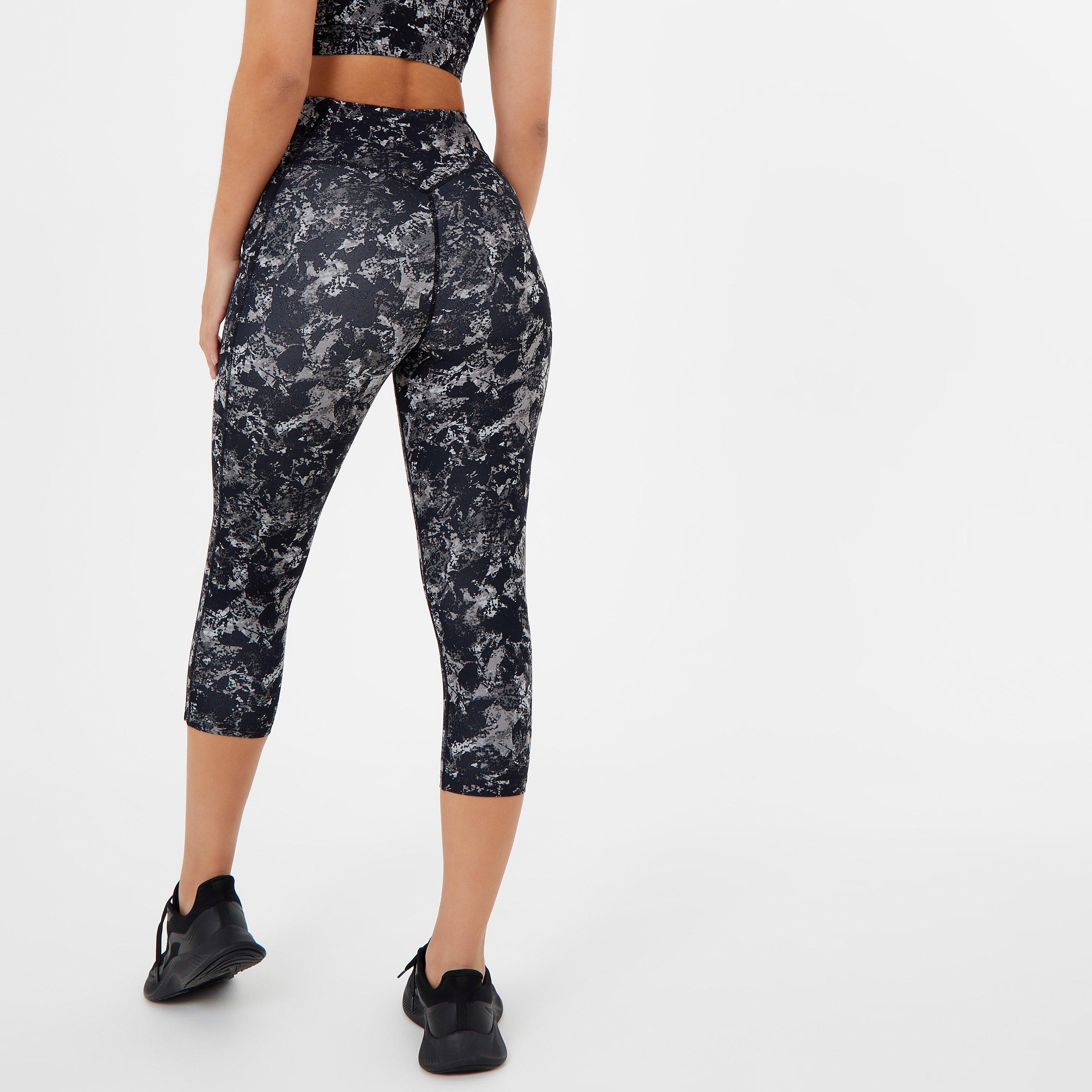 USA Pro High Rise Capri Cropped Leggings