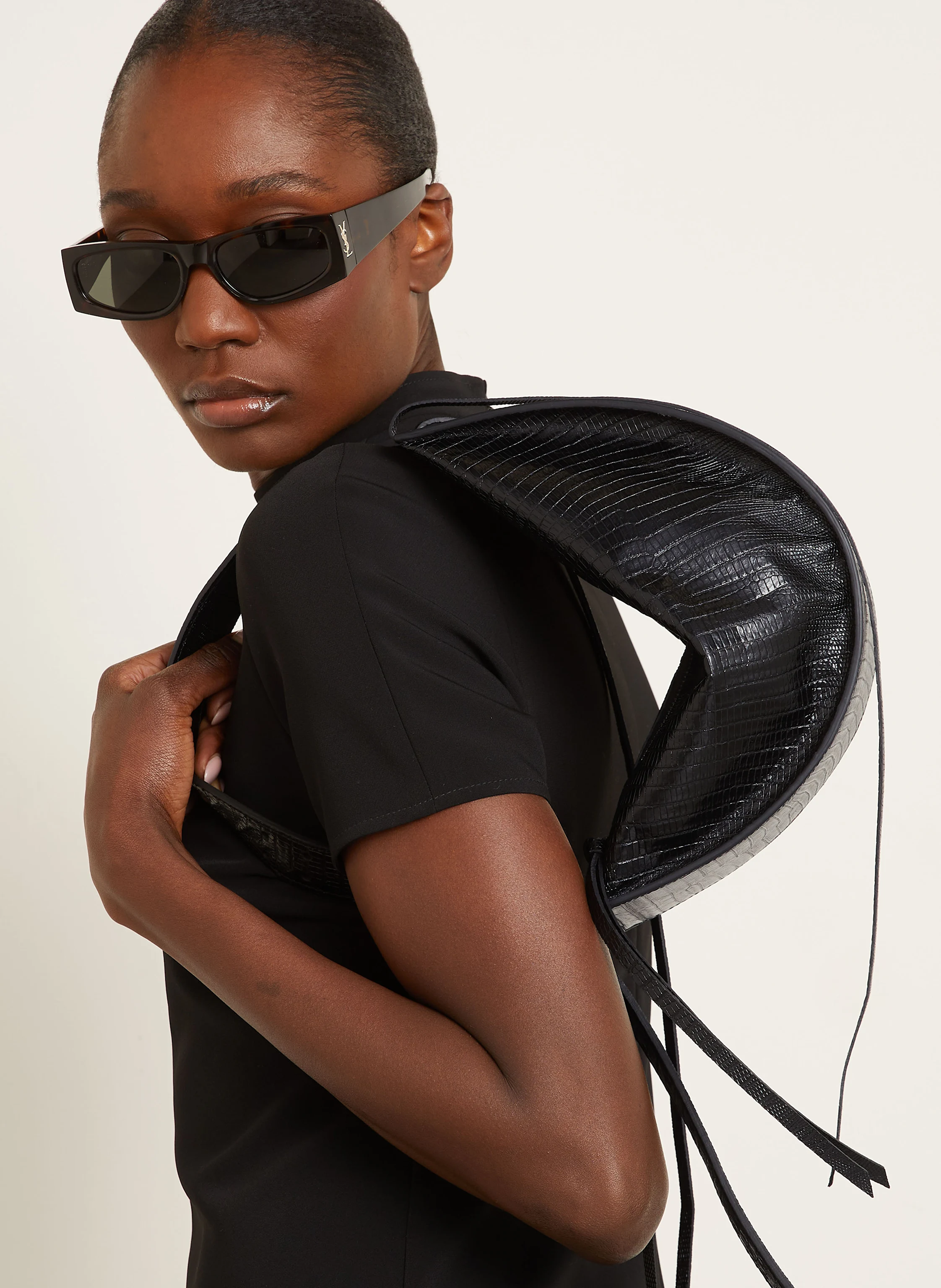 RADICA STUDIO Schultertasche AMACA MINI