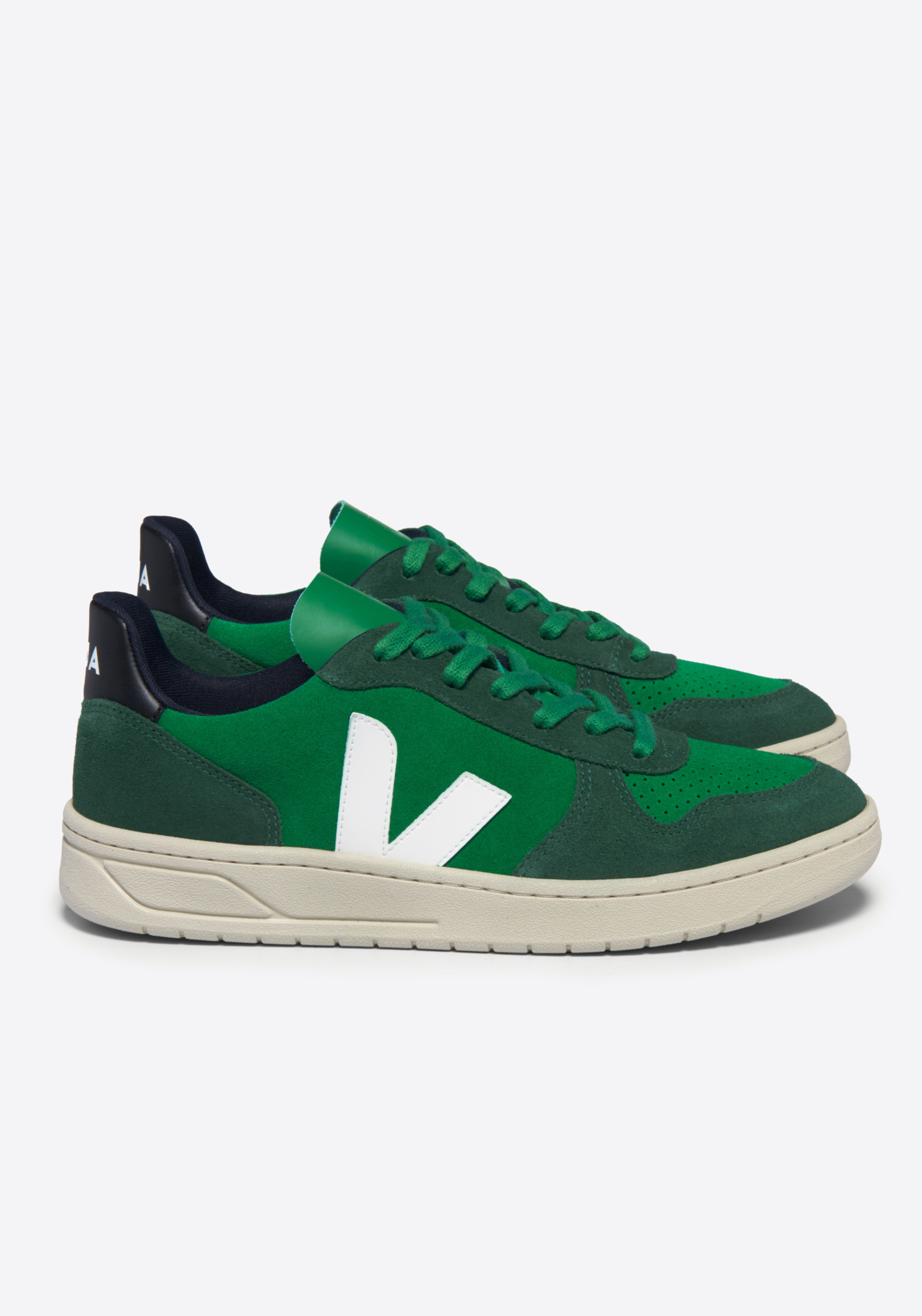 Veja Sneaker V-10 Suede Emeraude Pierre Black