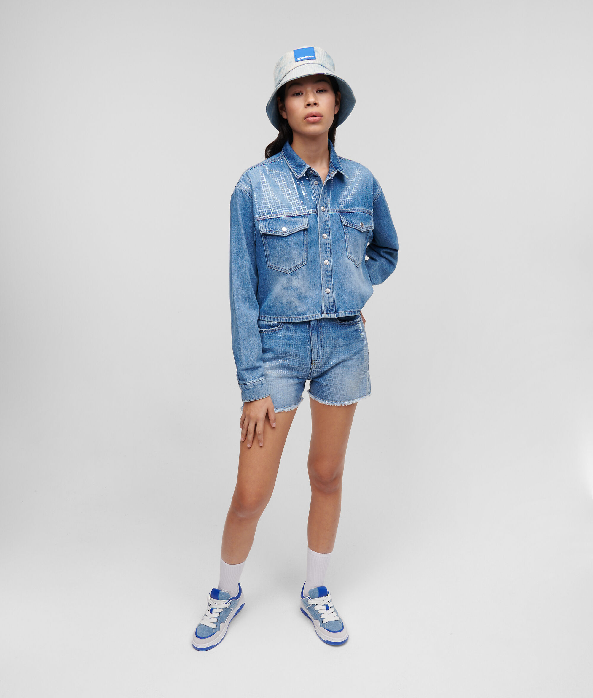SHORT EN JEAN PAILLETTÉ KLJ