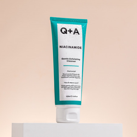 Q+A Niacinamide Gentle Exfoliating Cleanser