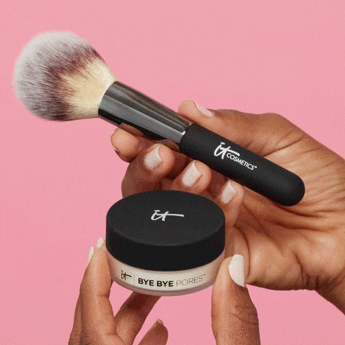 It Cosmetics Heavenly Luxe™ Wand Ball Powder Brush 8 Pinceau Poudre