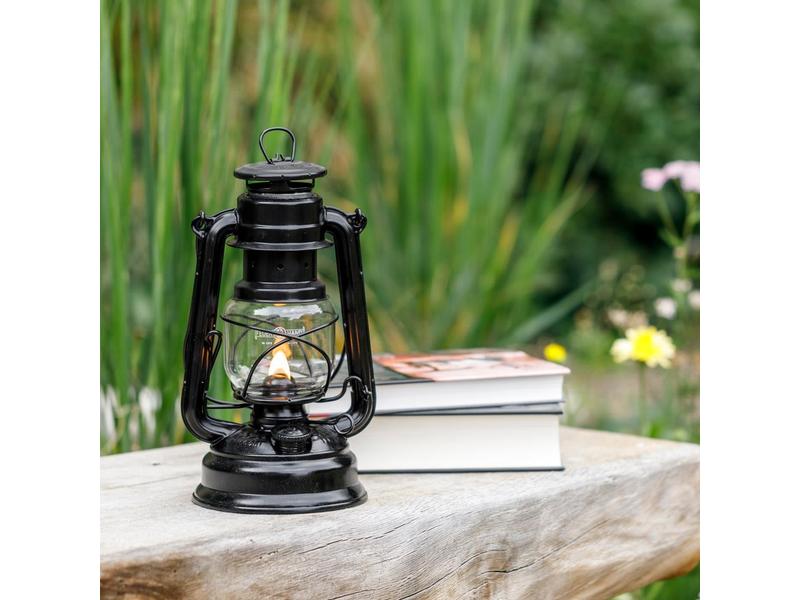 Feuerhand Laterne Baby Special 276, Mattschwarz Zeitlose Outdoor-Beleuchtung