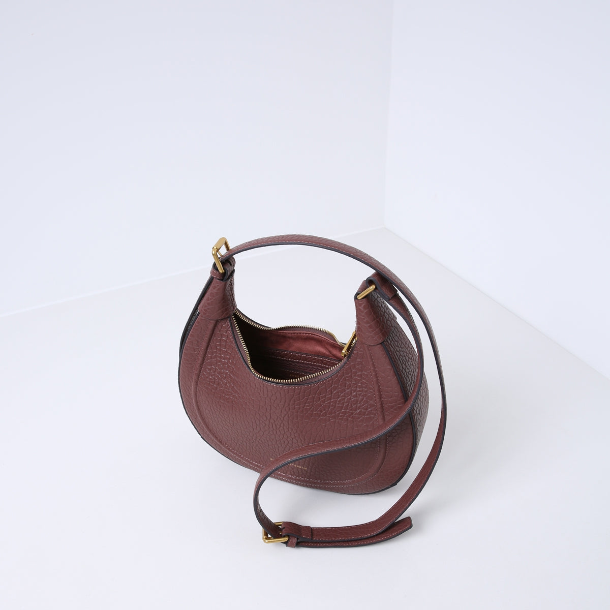 GAELLE | PLUM