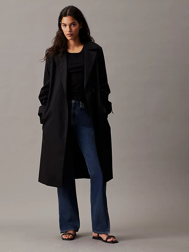 Calça jeans reta de cintura alta