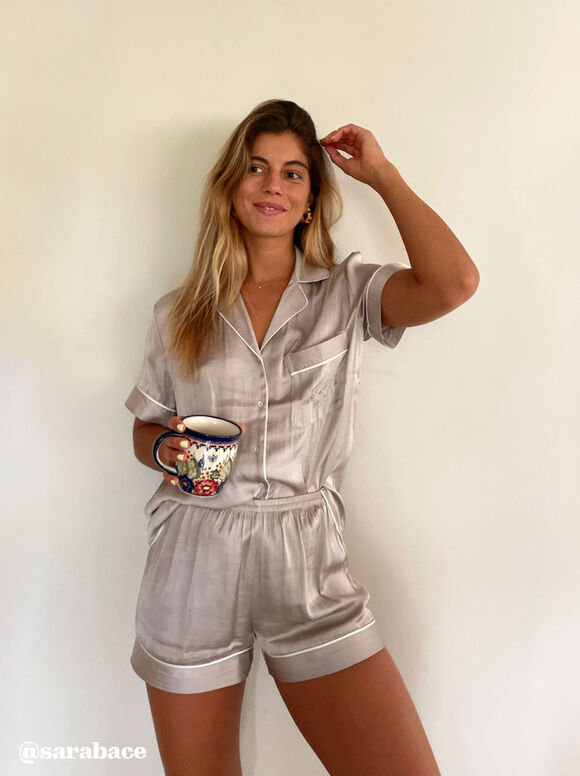 Conjunto de pijama personalizável com máscara para os olhos - Bege