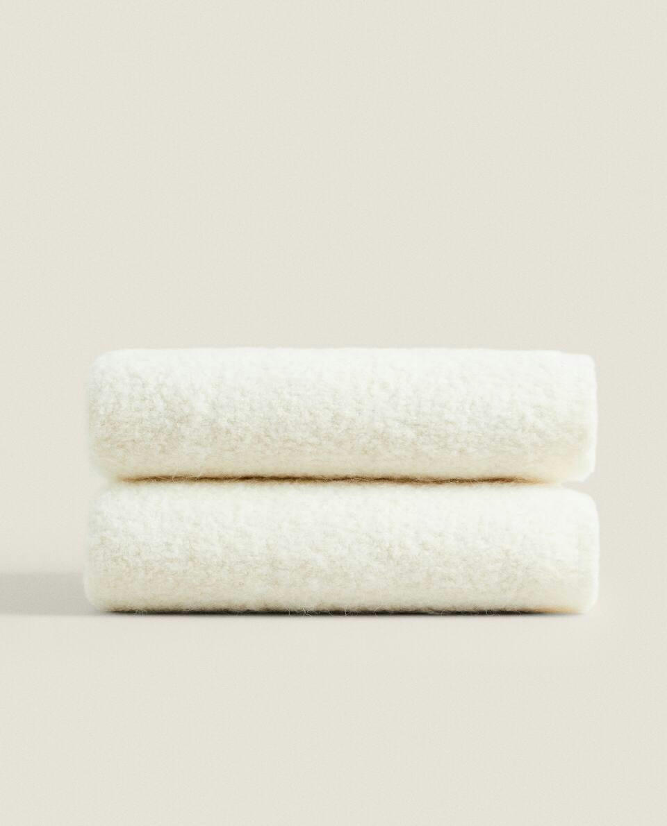 COBERTOR DE LÃ DE ALPACA