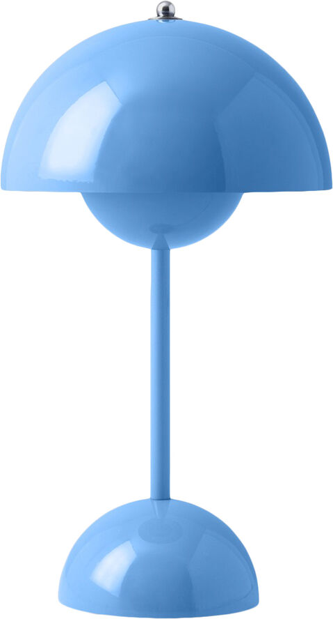 &Tradition Flowerpot Portable Lamp VP9, Magnetic Charger Swim blue