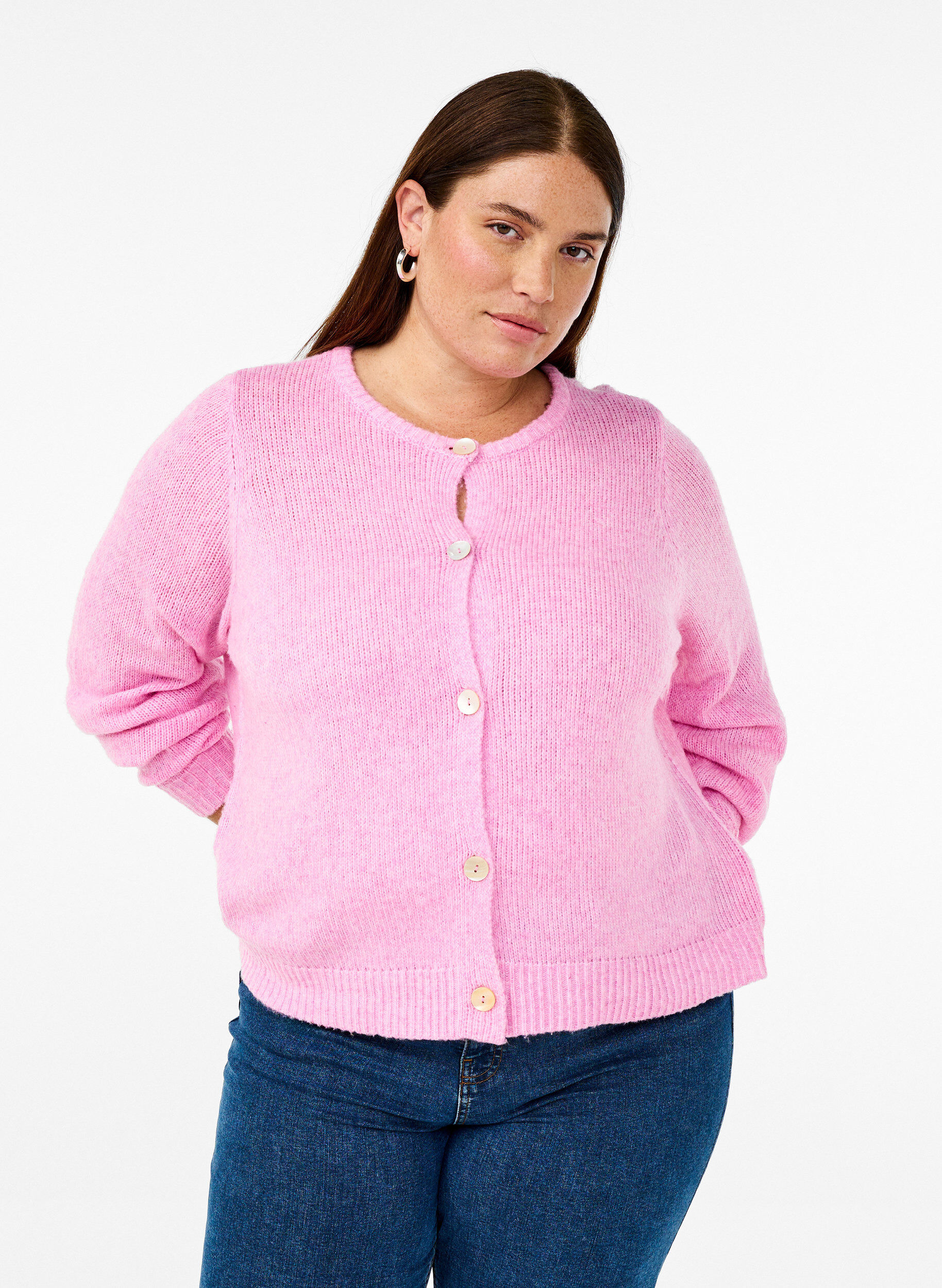 Strikcardigan med uld og knapper