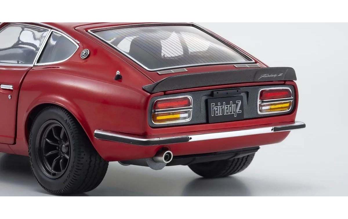 Nissan Fairlady Z-L (S30) 1970 Metallisch Rot, 1:18<br>Detailgetreues Modellauto für Sammler im Massstab 1:18