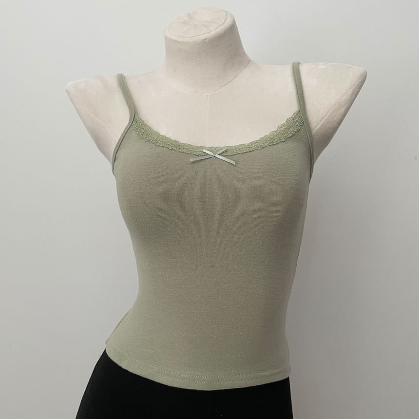 Rosehedge - Cami-top met effen strik en kant