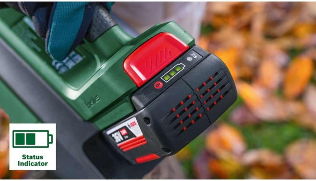 Bosch Akku-Laubbläser AdvancedLeafBlower 36V-750 (ohne Akku, 36 Volt System, zum Entfernen hartnäckiger Blätter auf großen Flächen, Gewicht: 2,8 kg) - Testnote: sehr gut (Magazin: selbst ist der Mann)