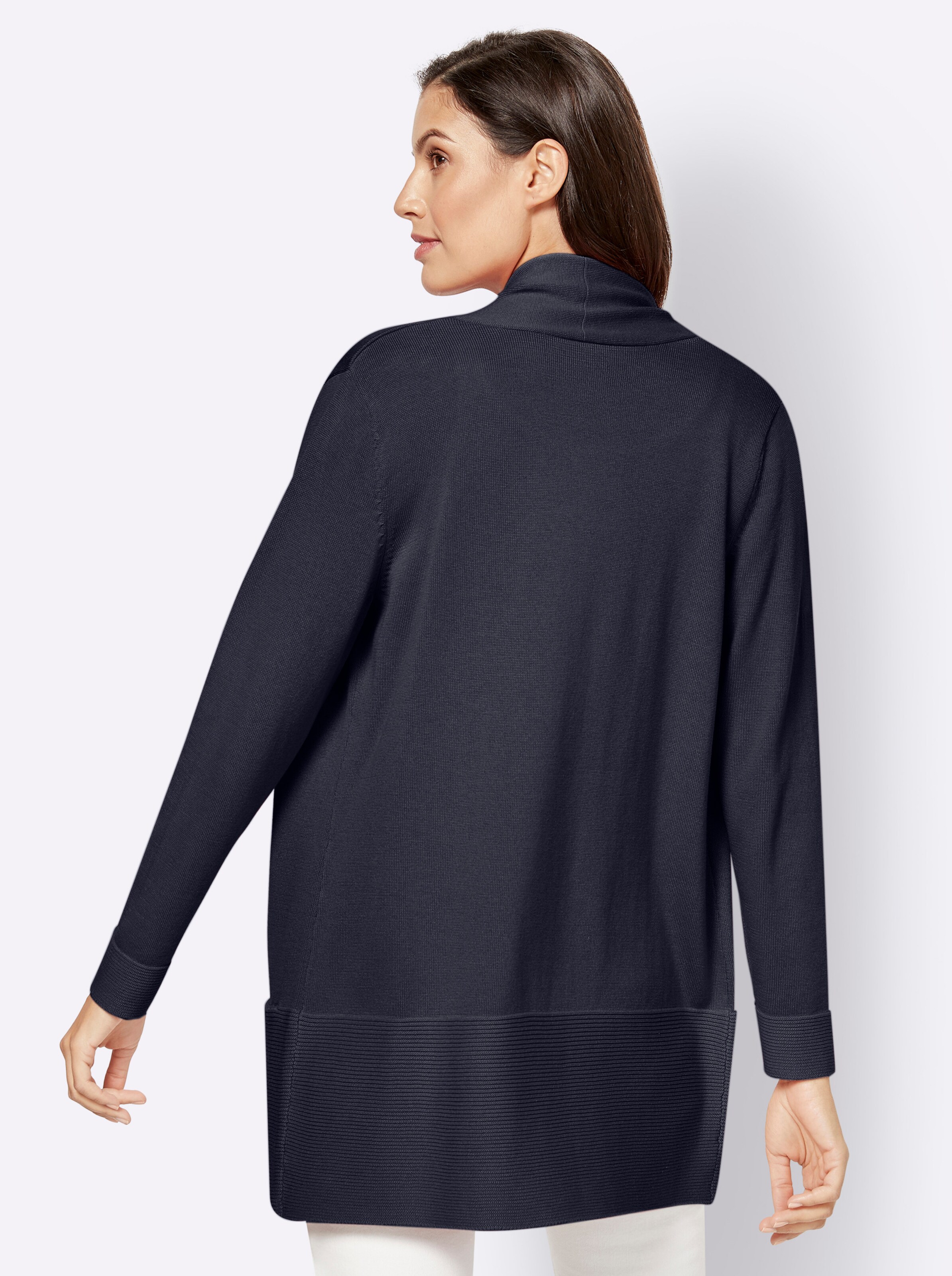 Longstrickjacke in marine