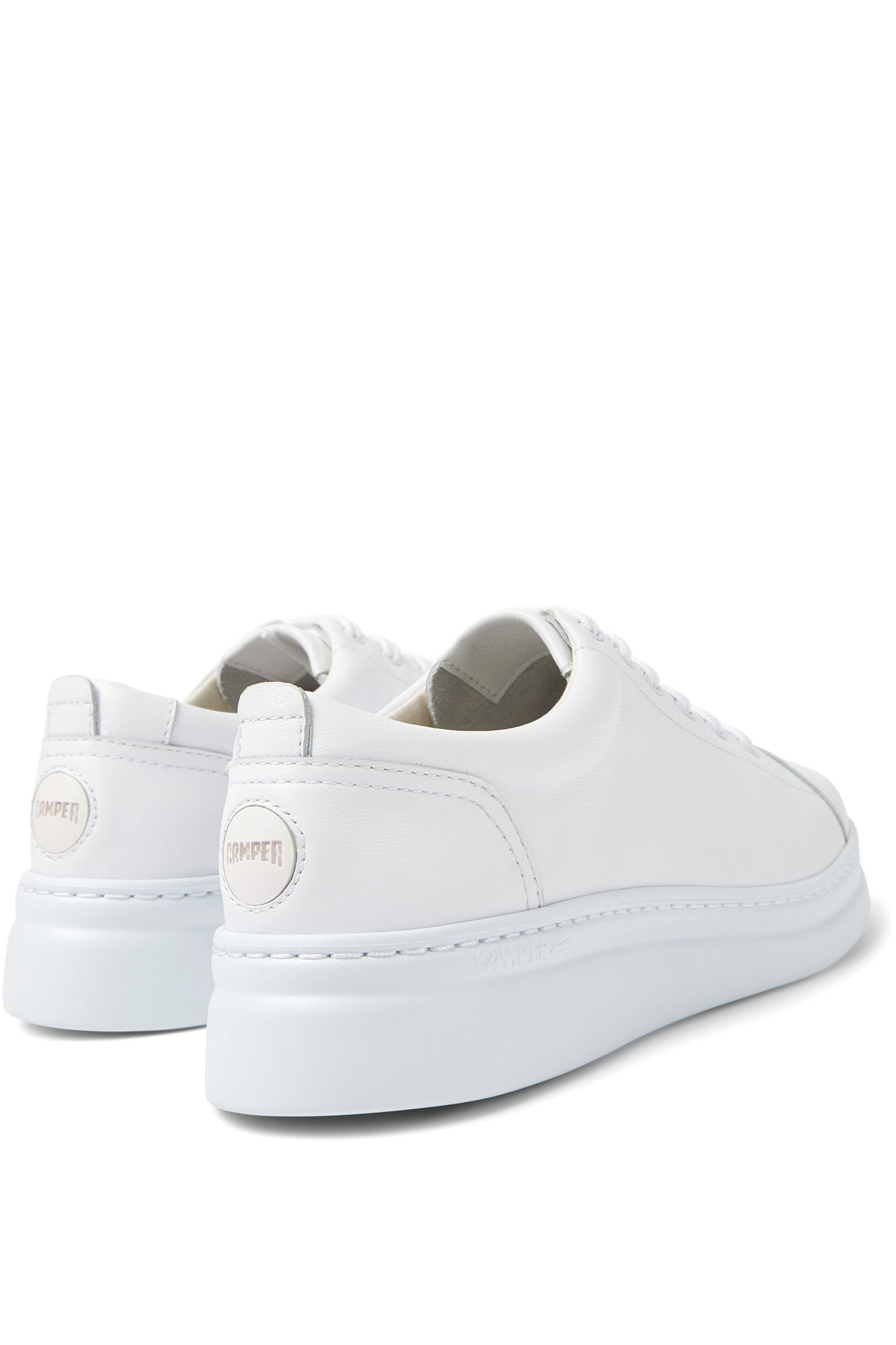 Tênis feminino bege de camurça. - branco