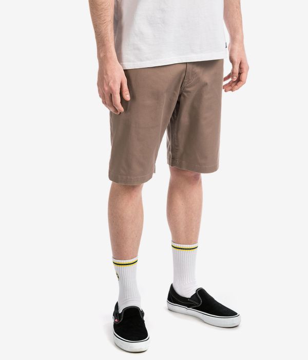 Volcom Frickin Modern Stretch 21 Shorts (khaki)