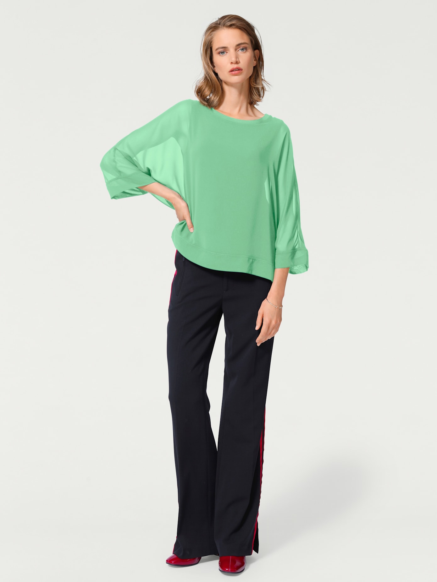 T-shirt look ample tendance