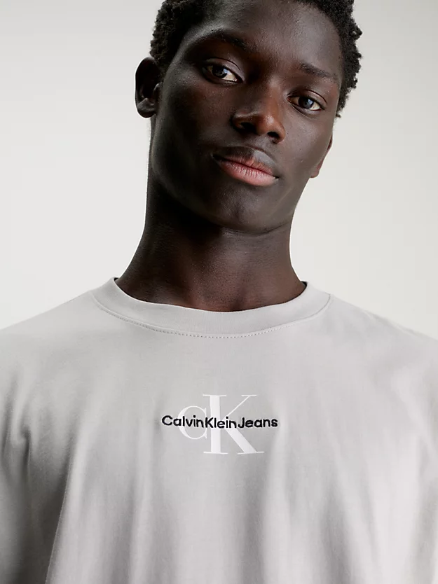Camiseta de algodão com monograma