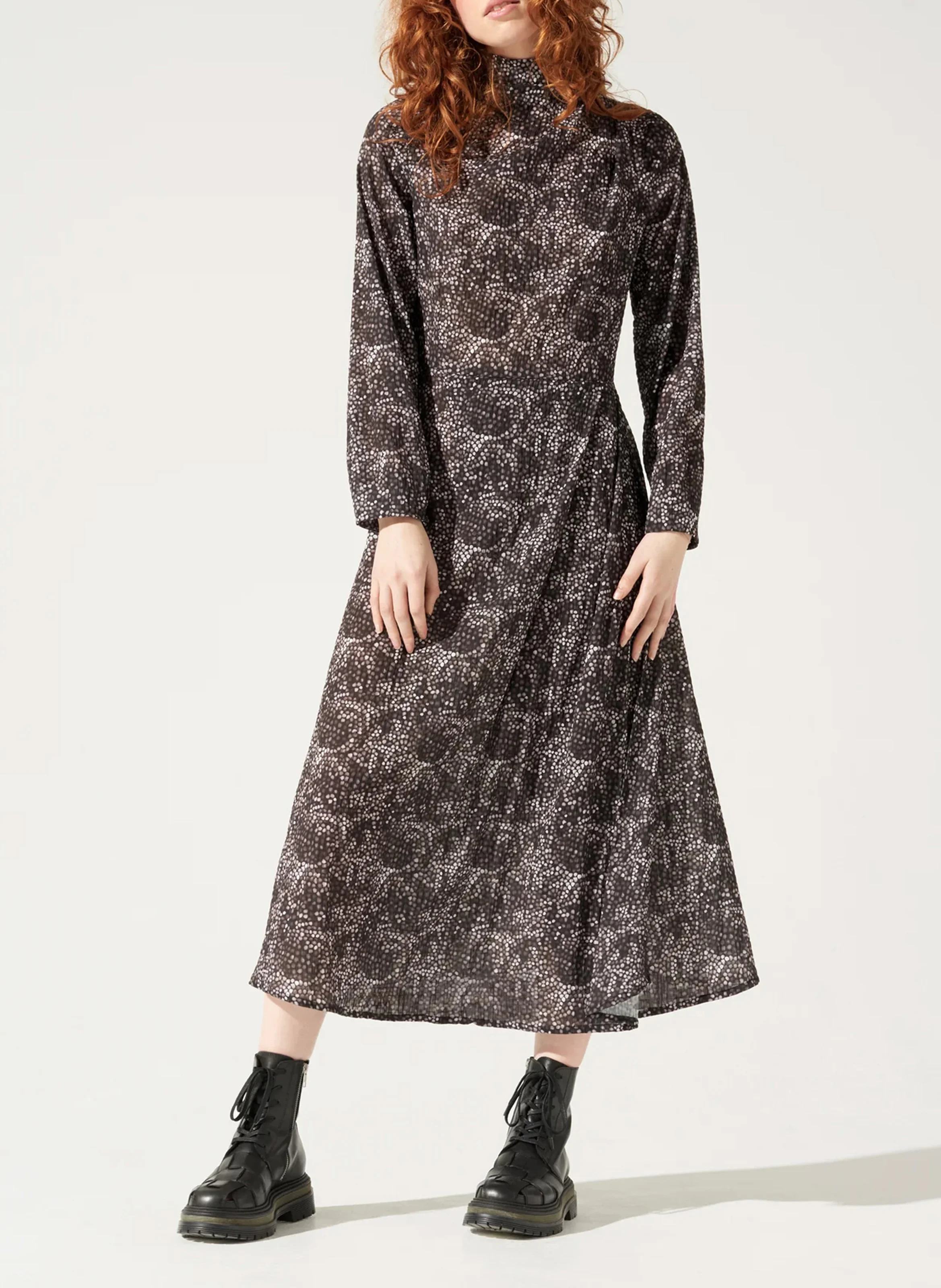 Robe col montant ajustée imprimée | Noir