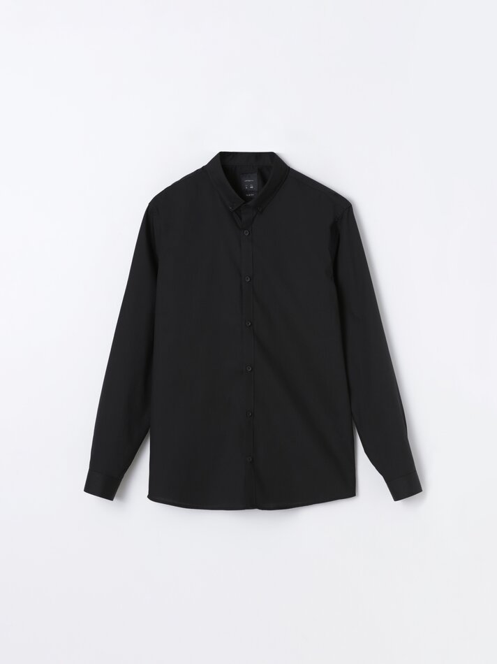 Camisa básica fácil de passar - Preta