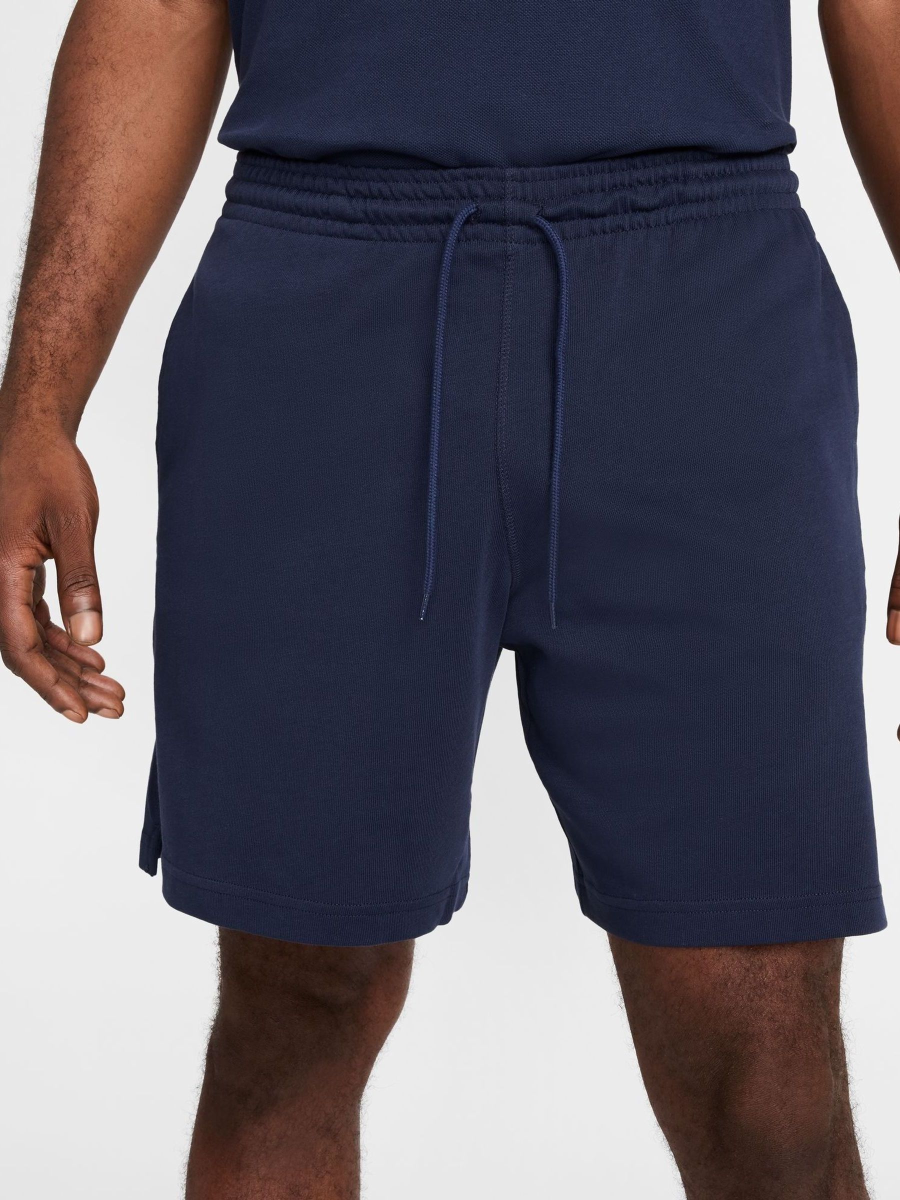Obsidiaan - Nike Club Knit shorts