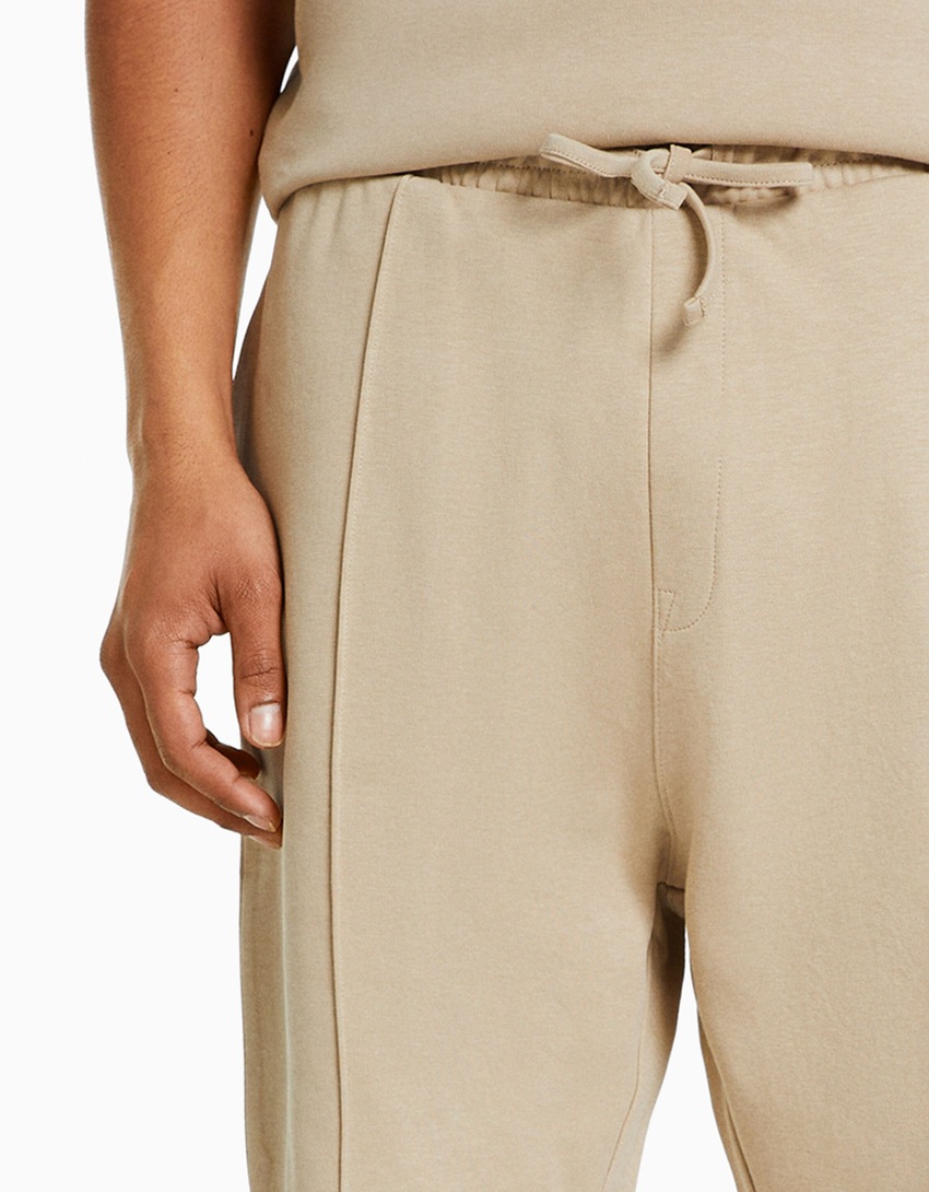Bermuda de pelúcia Interlock