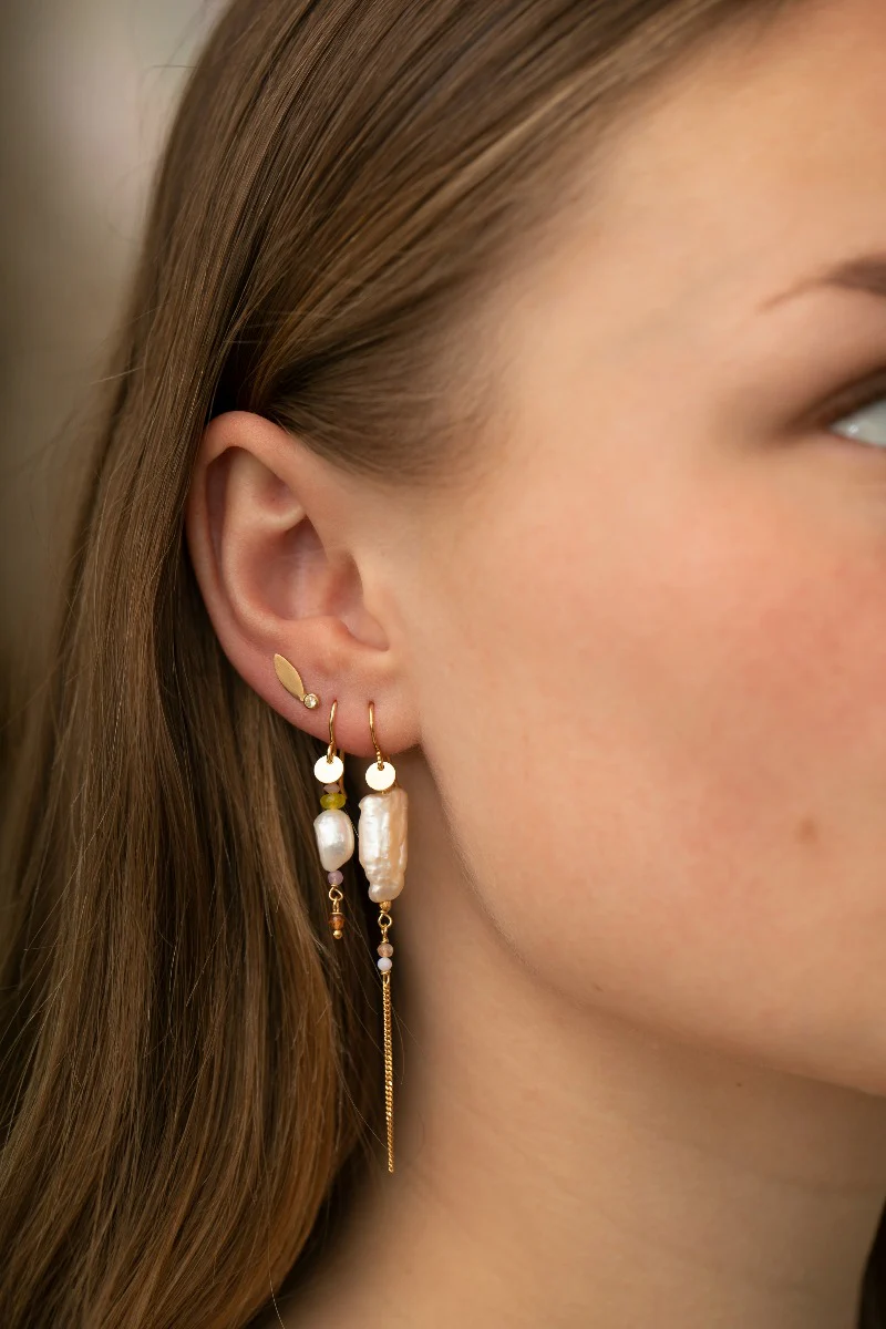 STINE A Jewelry  Long Baroque pearl med kæde  - forgyldt
