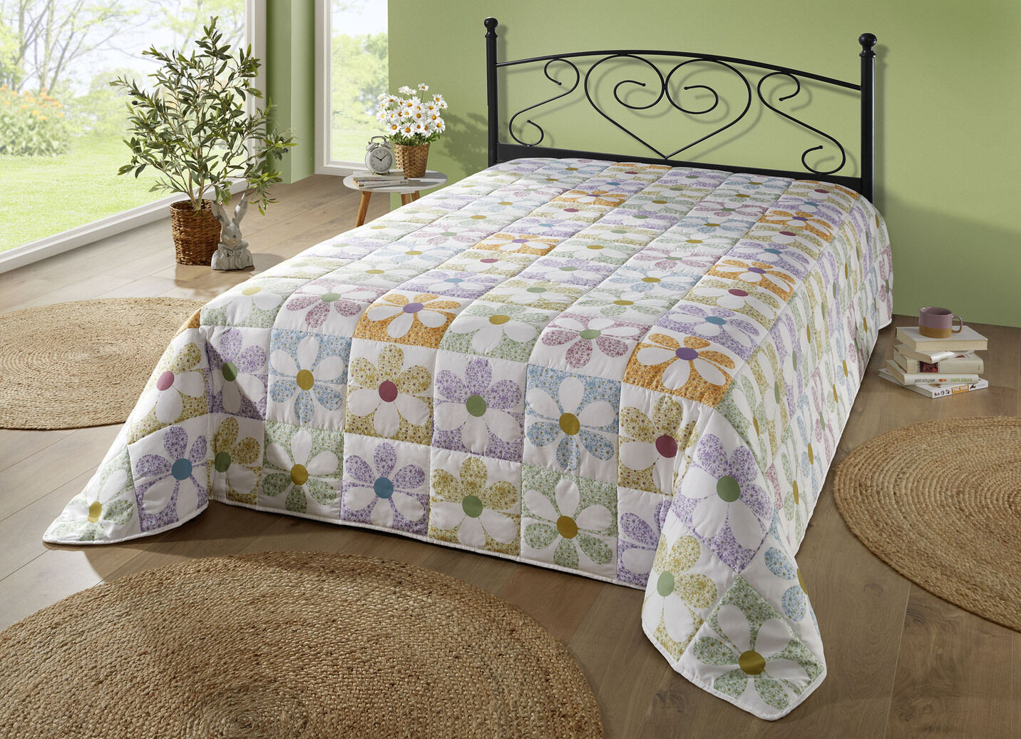 Tagesdecke und Kissenbezüge im Patchwork-Stil