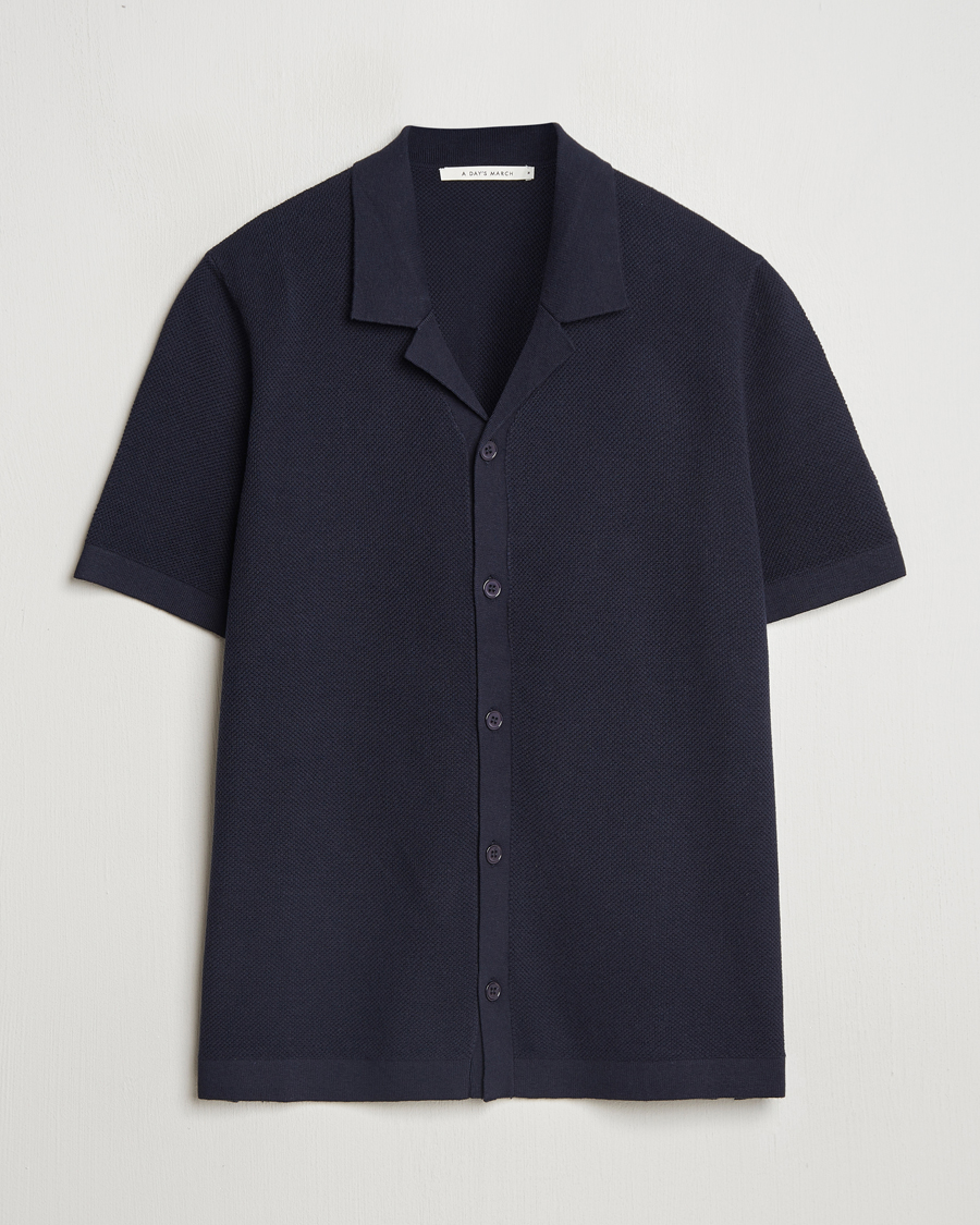 A Day's March Yamu Structure Short Sleeve Navy