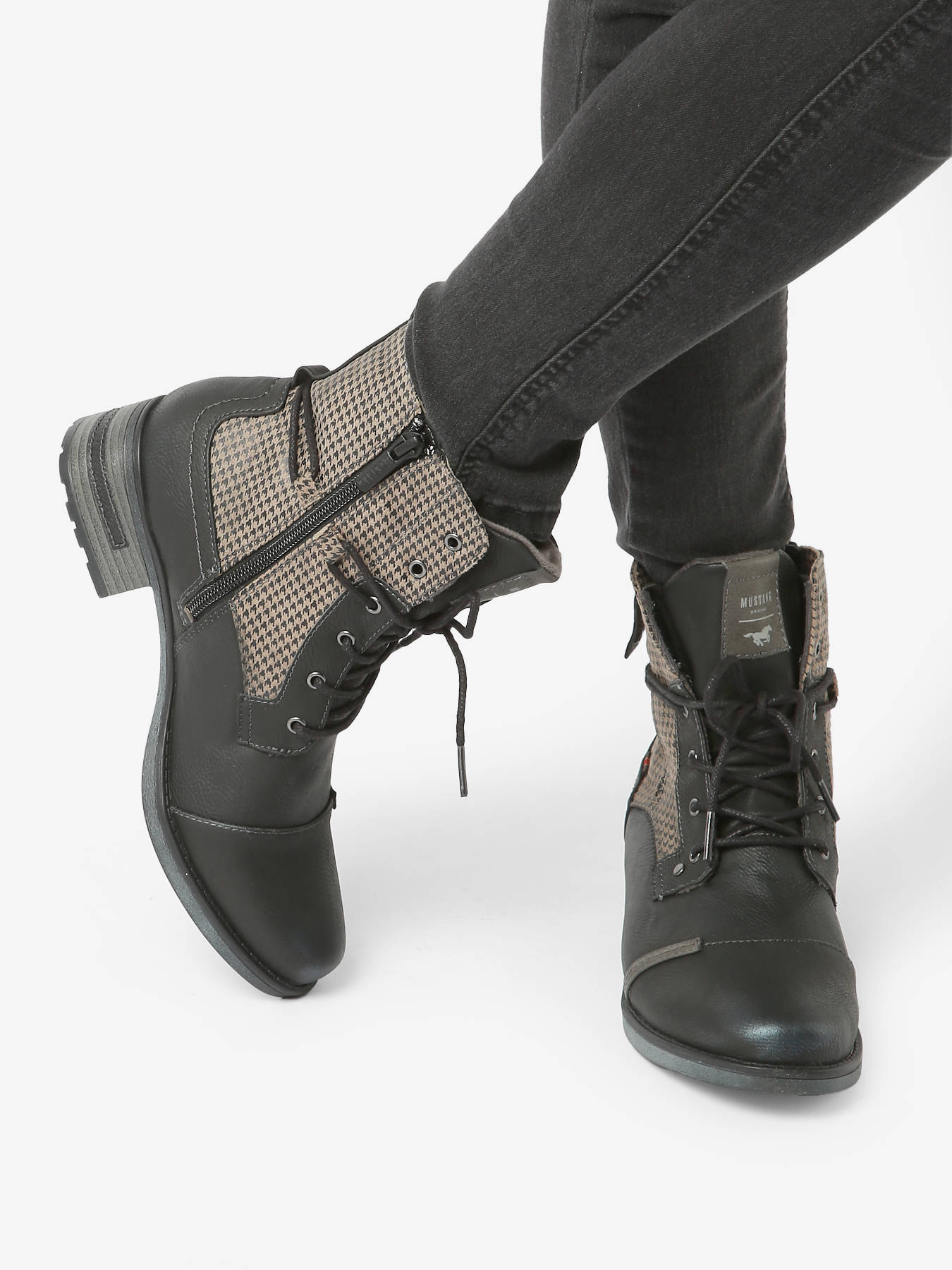 BOTTINES MUSTANG