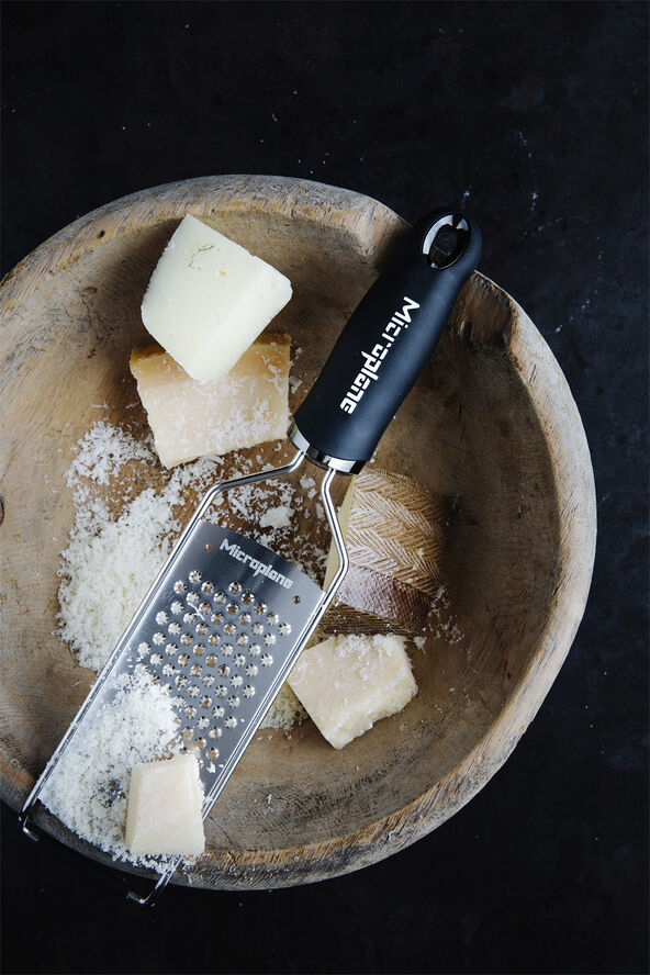 Microplane Gourmet rivejern stjerneblad Sort & sølv