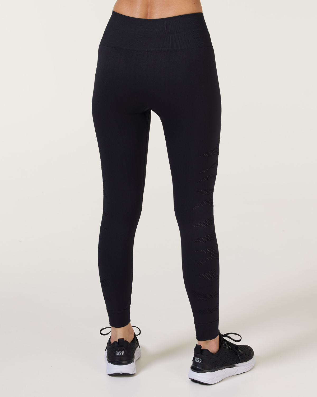 LEVITY Wild Seamless Tights Black