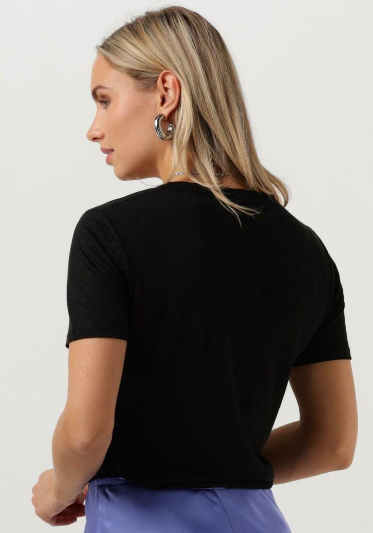 RESORT FINEST zwarte resort finest t-shirt v-neck t-shirt