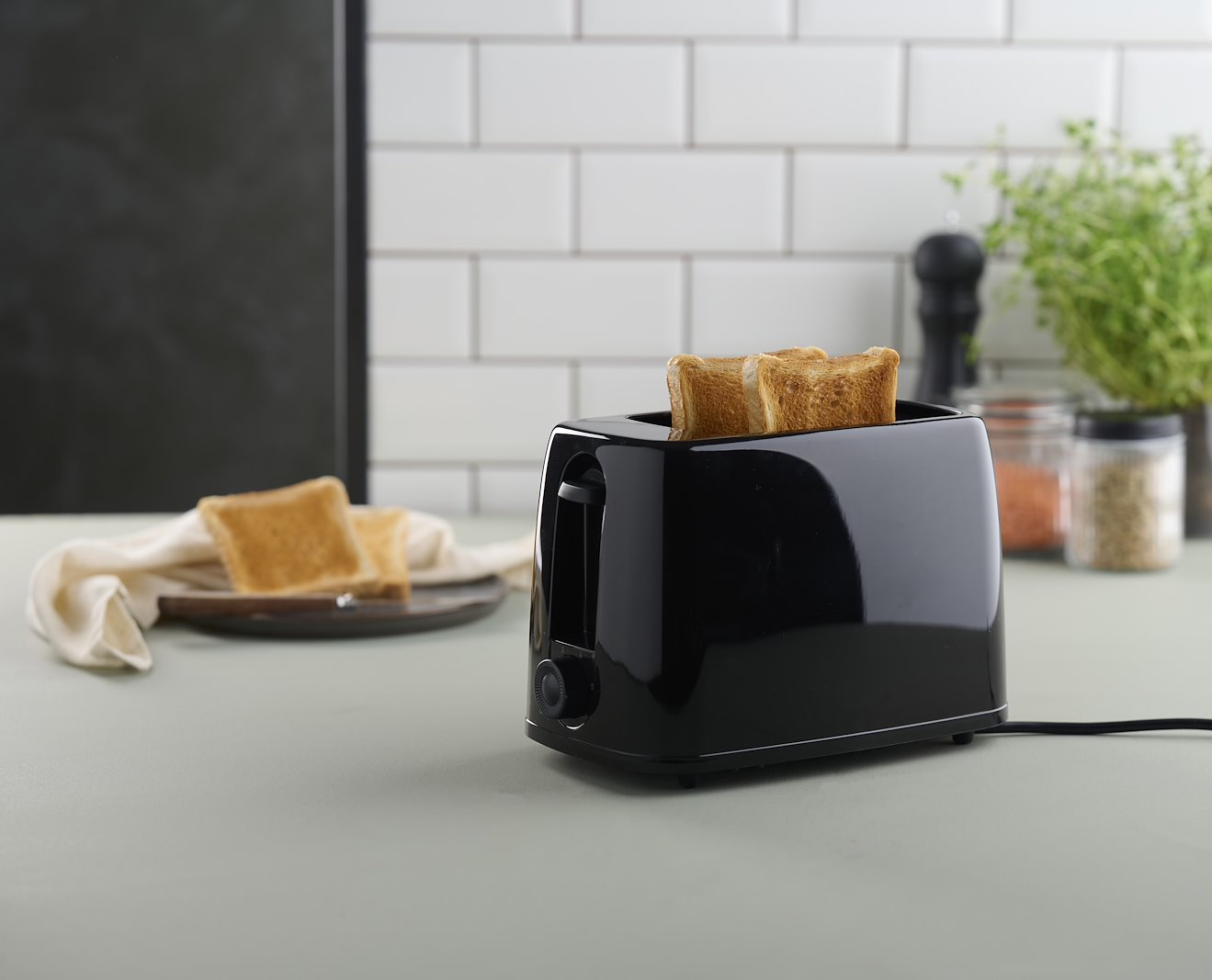DAY Brødrister 650W