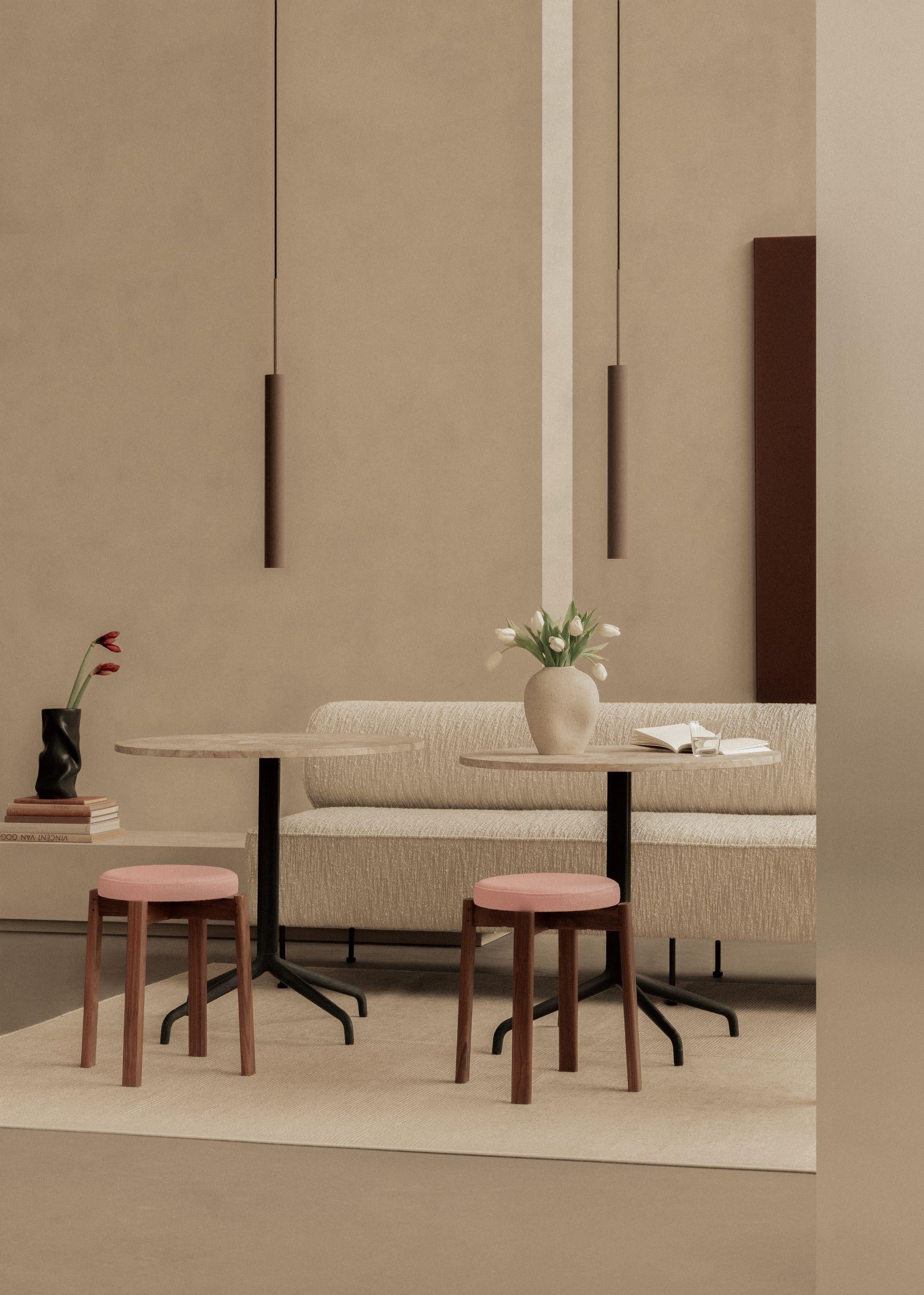 Passage kruk H48 walnoot Bouclé Gold 06