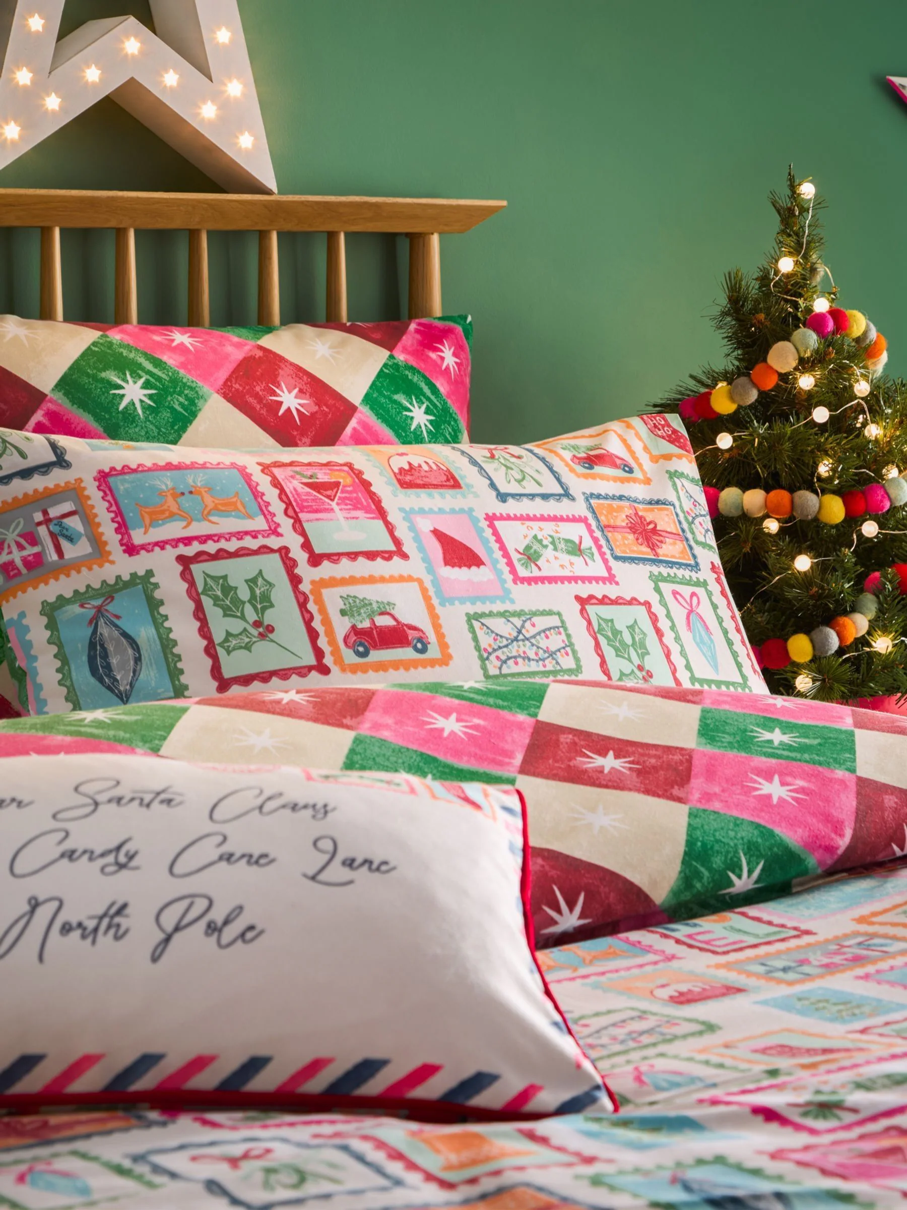 Furn Dear Santa Christmas Reversible Duvet Cover and Pillowcase Set