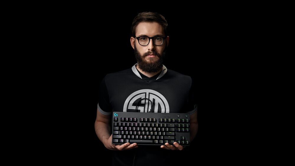 Logitech G PRO Mechanical Gaming Keyboard - BLACK - USB - NORDIC