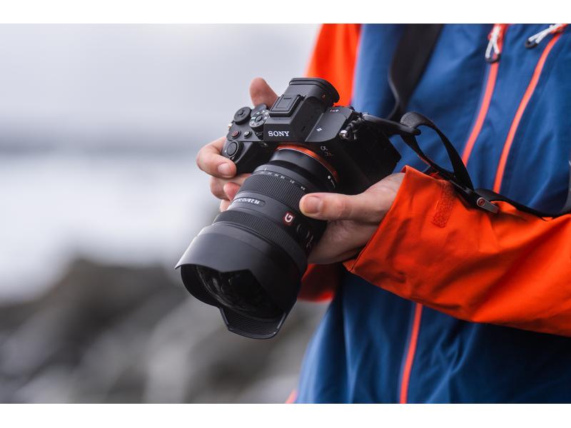Sony Fotokamera Alpha 7R V Body Hochauflösende Vollformatkamera mit neu entwickelter KI-Verarbeitungseinheit