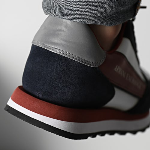 Baskets XUX083-XV263 Navy Red Off White