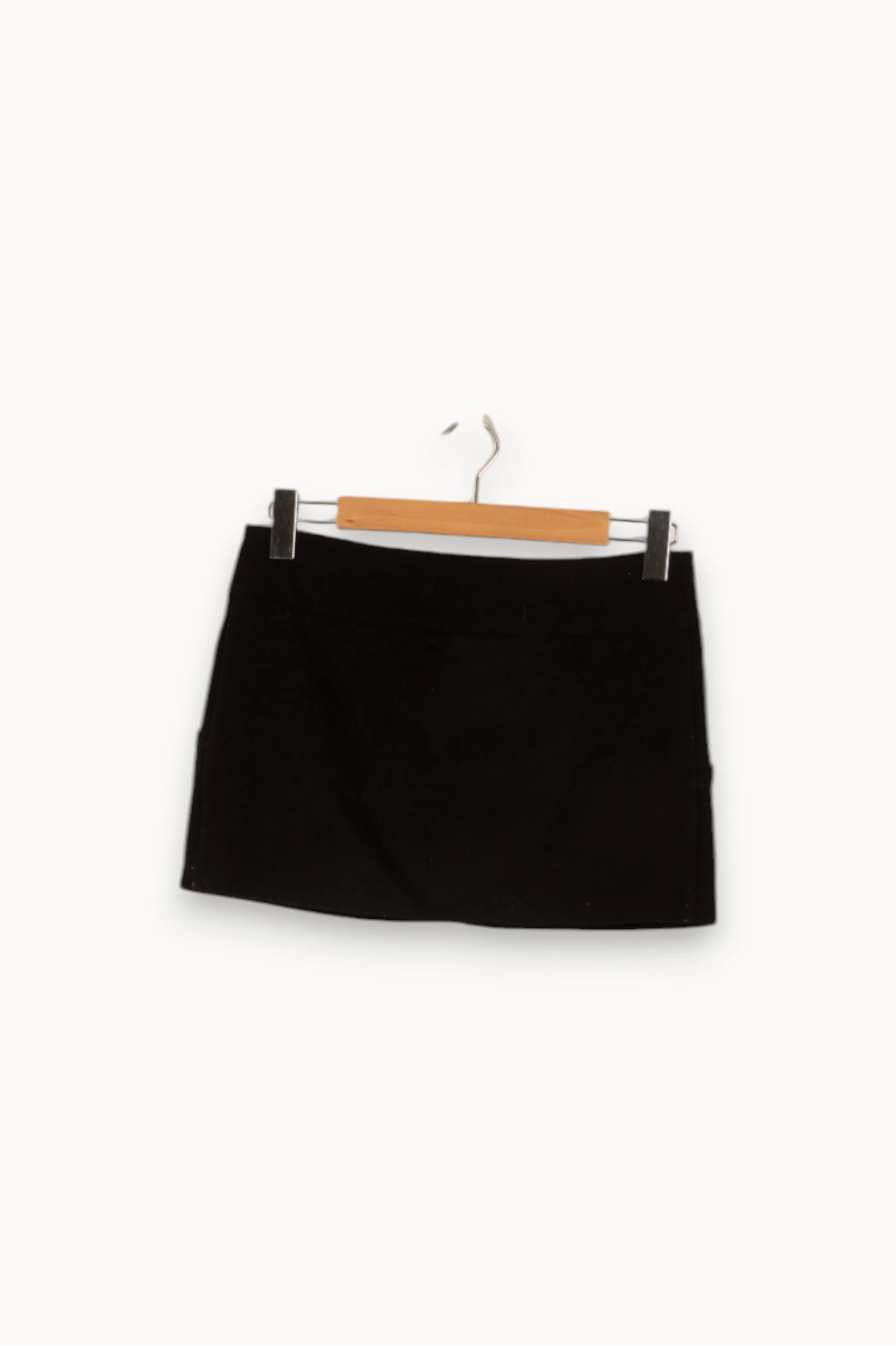 Short | Noir