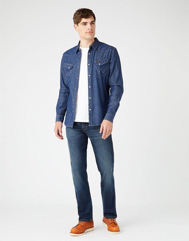 Wrangler - Texas - Jeans - Denim - Beige Leren Logo Patch