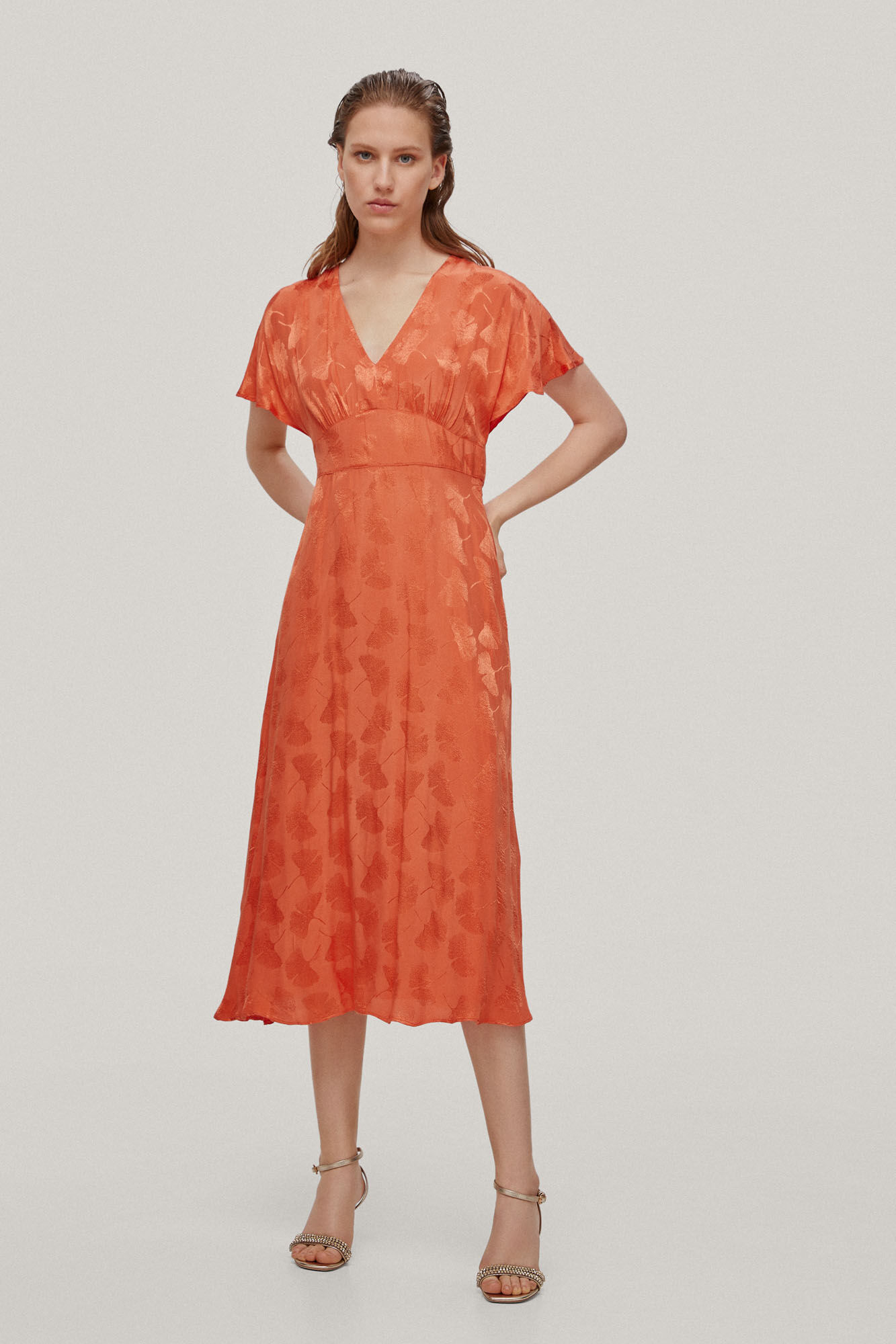Vestido com tecido jacquard - Laranja