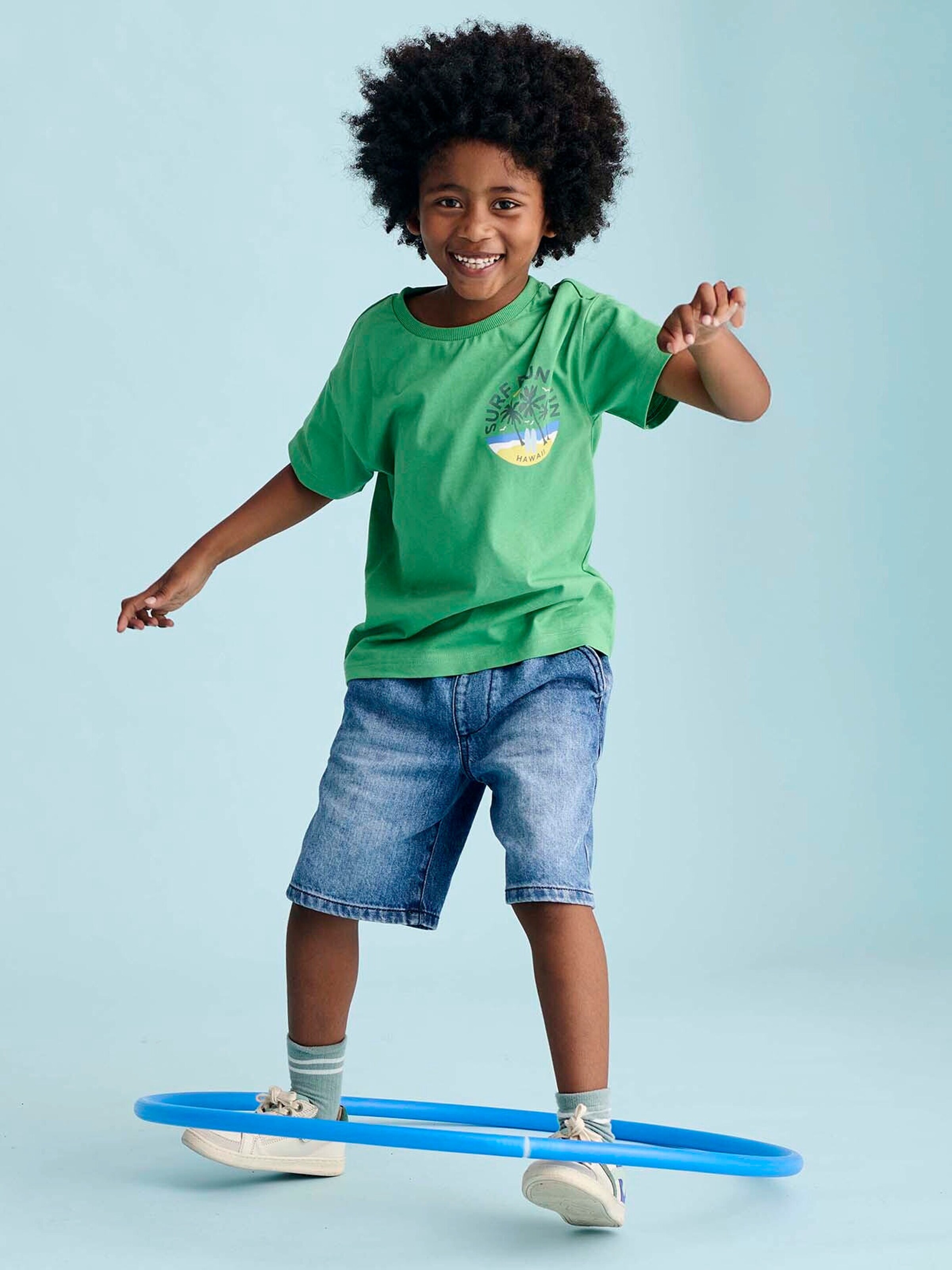 Vertbaudet Jungen T-Shirt mit Print an der Brust und Recycling-Baumwolle grün