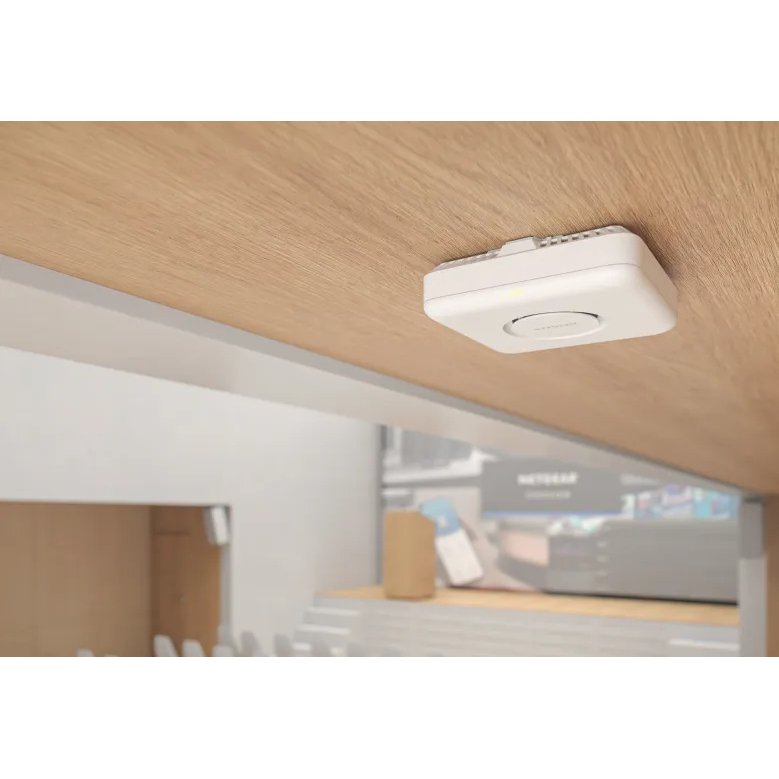 NETGEAR WBE710 Blanc Connexion Ethernet, supportant l'alimentation via ce port (PoE)