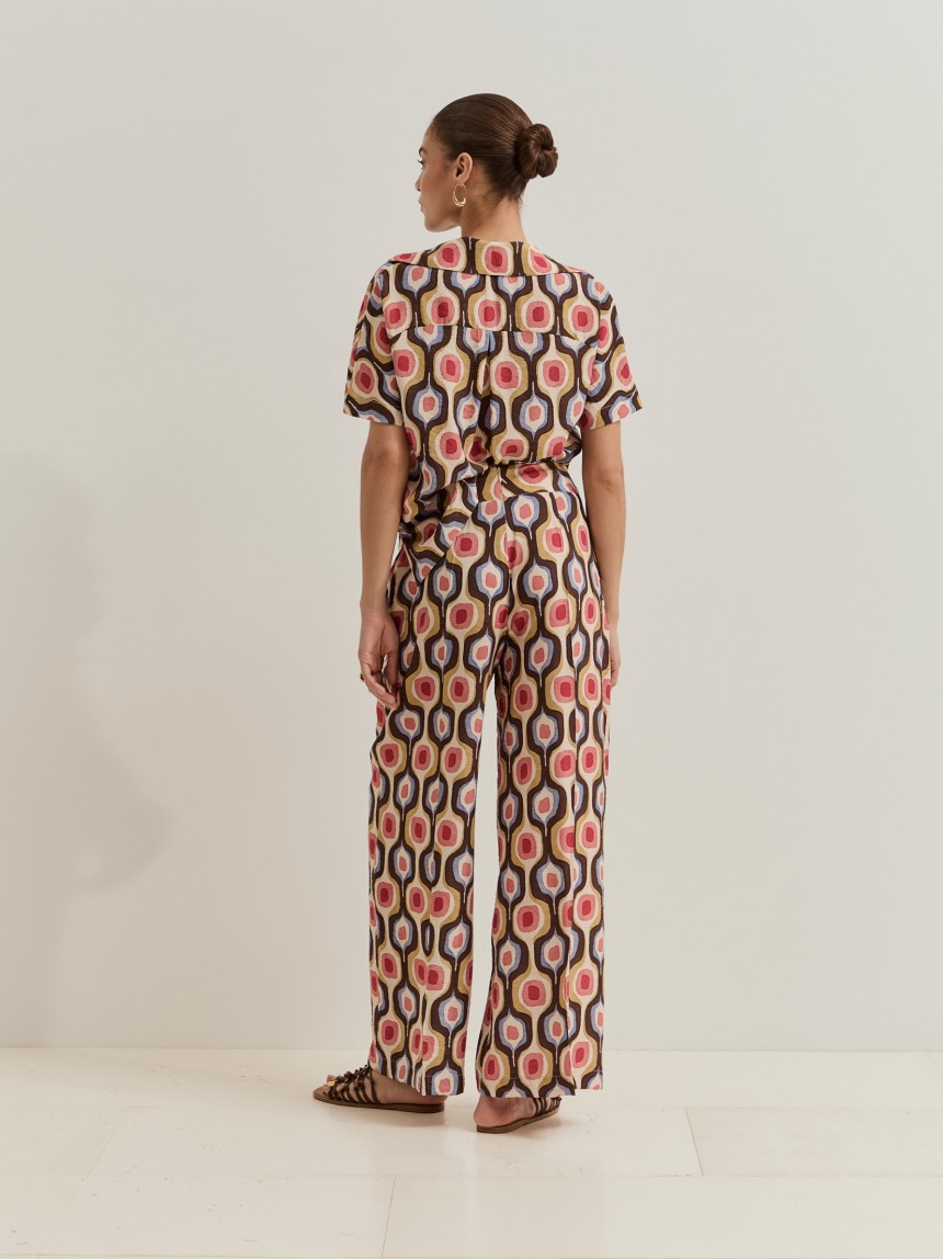 Calças pantalona com estampado