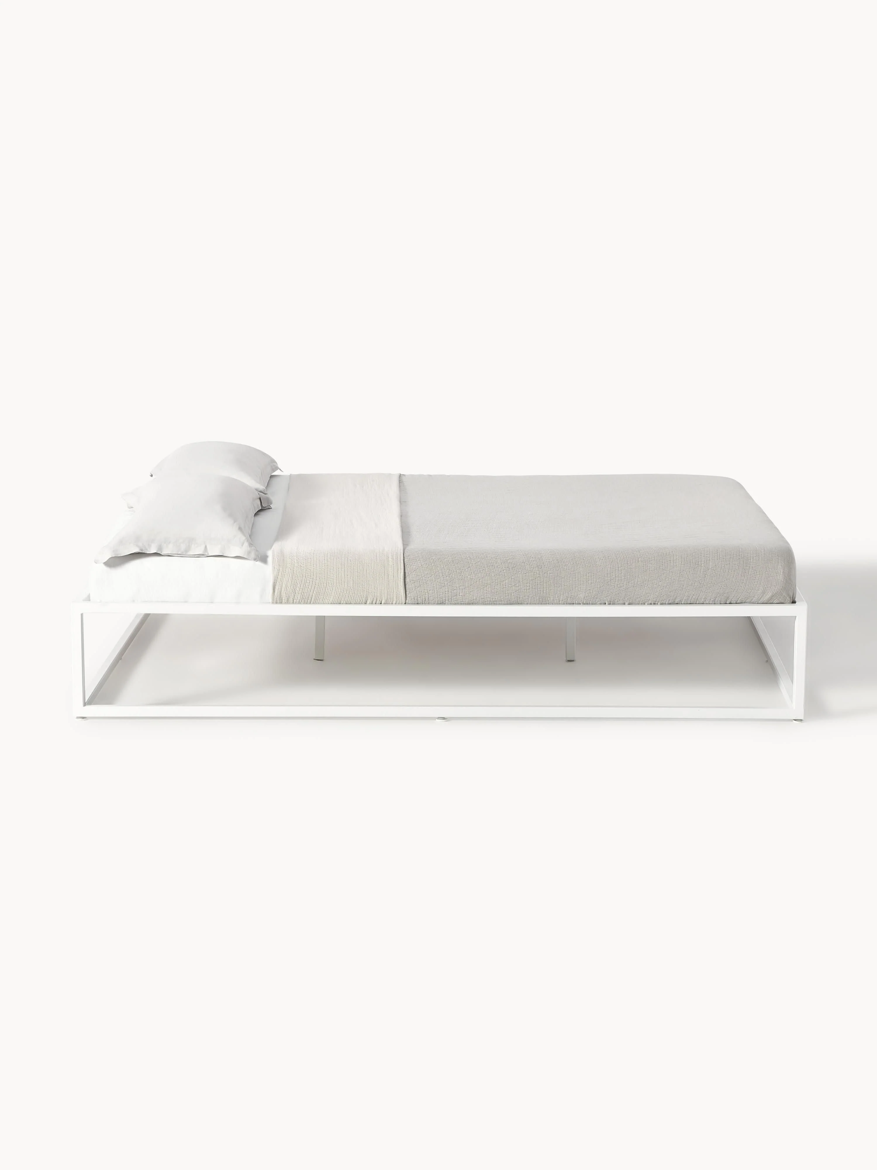 Metalen bed Neptun