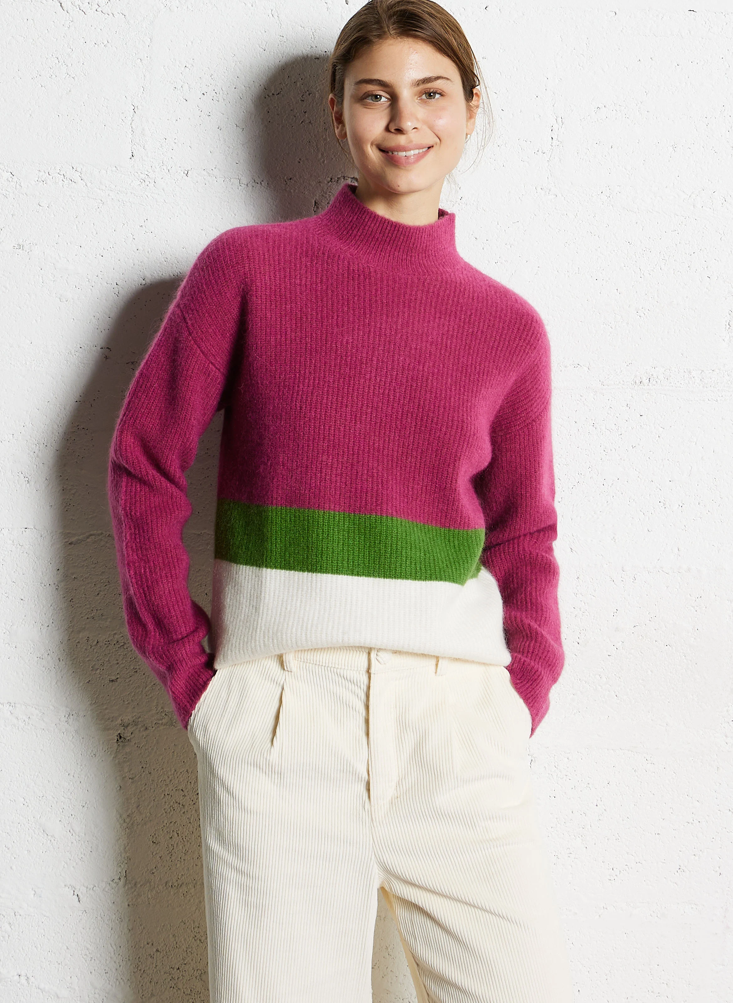 ELIOT - Pull droit col montant | Rose