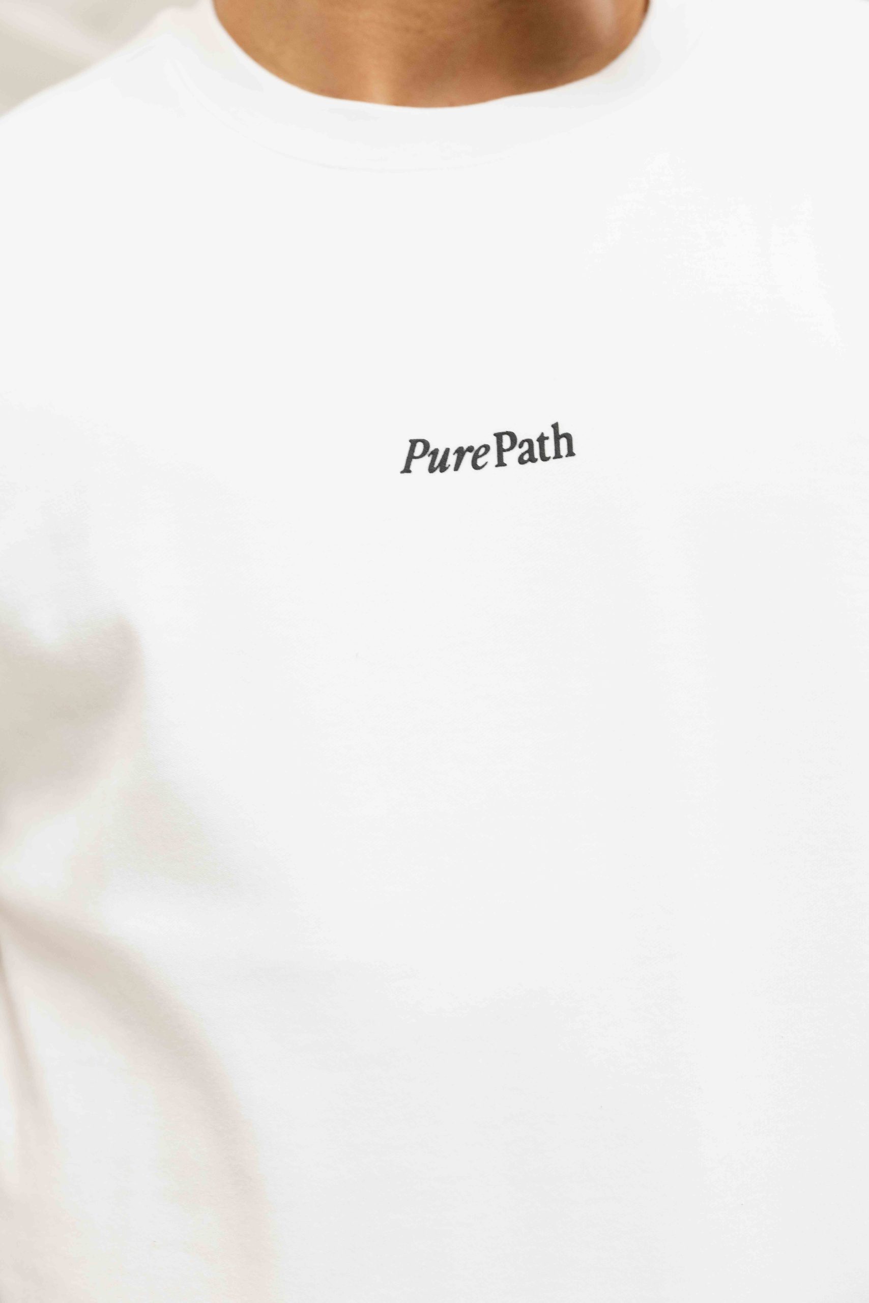 Pure Path Bold Emblem T-Shirt Heren Gebroken Wit
